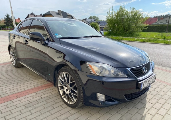 Lexus IS cena 34000 przebieg: 169000, rok produkcji 2006 z Ścinawa małe 154